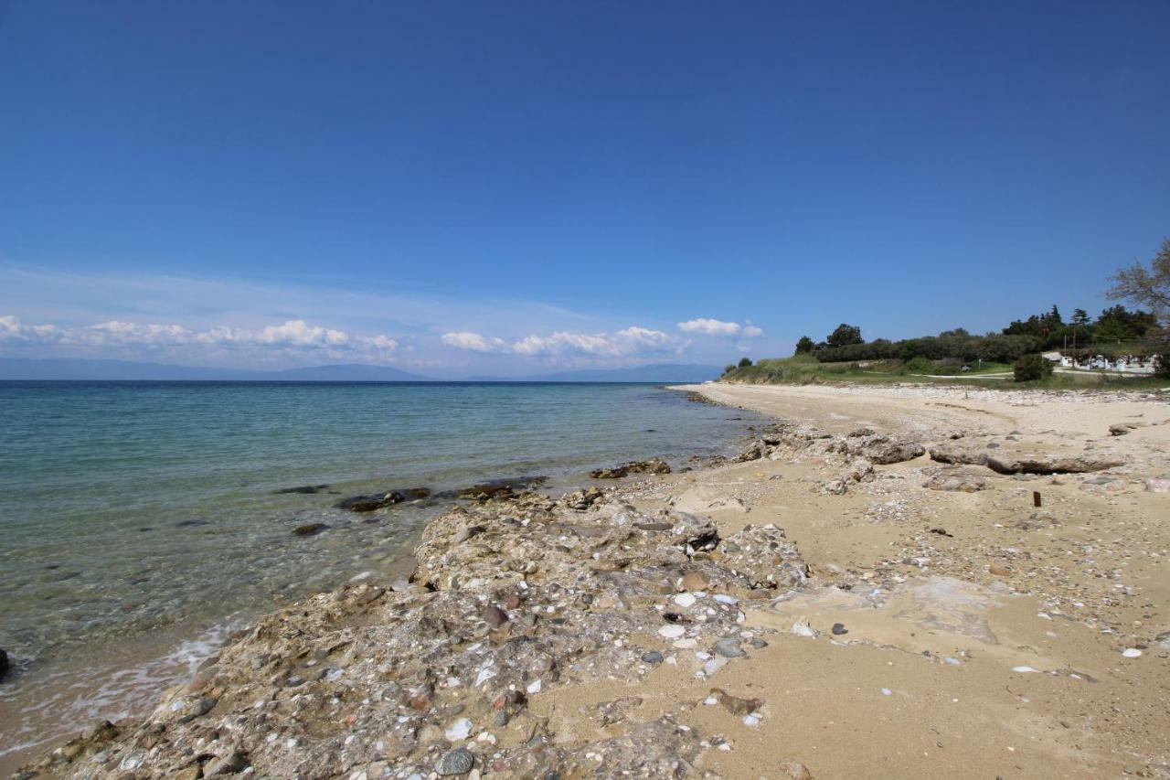 Santa Nera Beach Apartment Karianí Zewnętrze zdjęcie